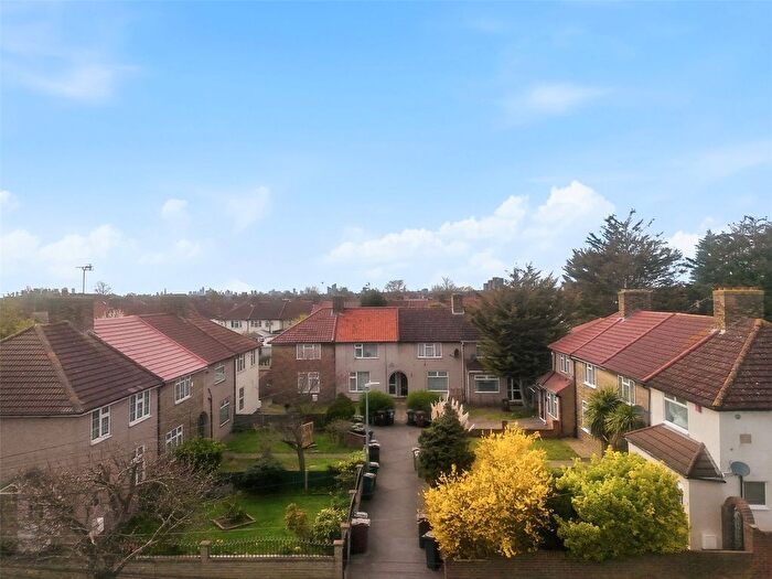 2 Bedroom Detached House To Rent In Joan Road, Dagenham, RM8