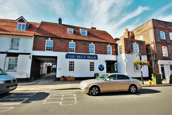 1 Bedroom Apartment To Rent In Newbury Street, Wantage, Oxfordshire, OX12