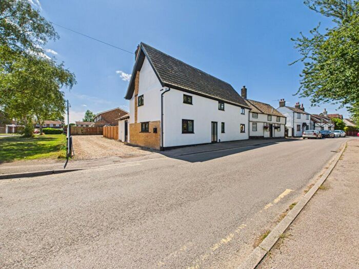3 Bedroom Link Detached House For Sale In Ackerman Street, Eaton Socon, St. Neots, PE19
