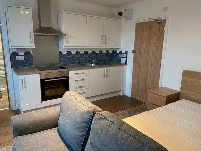 Flat To Rent In Flat 22 Palma Court, Brookend Street, Ross-on-wye, HR9