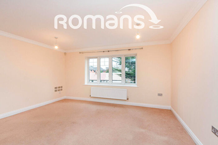 2 Bedroom Apartment To Rent In Clockhouse Road, GU14