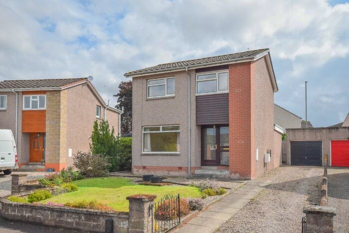 3 Bedroom Detached House To Rent In Westfield Drive, Forfar, Angus, DD8