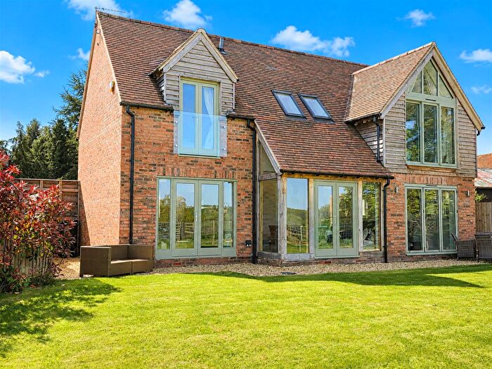 3 Bedroom Detached House For Sale In Danzey Green, Tanworth-In-Arden, Solihull, B94