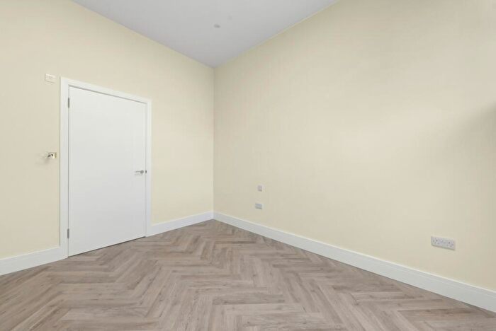 1 Bedroom House To Rent In Prince Of Wales Road, Kentish Town, NW5