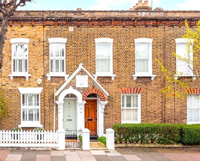2 Bedroom Terraced House For Sale In Tyneham Road, London, SW11
