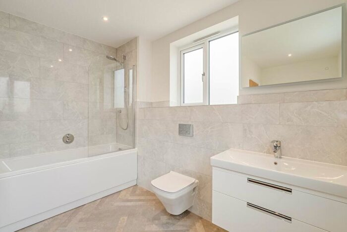 4 Bedroom Detached House For Sale In Greensands Place, Clophill Road, Maulden, Bedfordshire, MK45