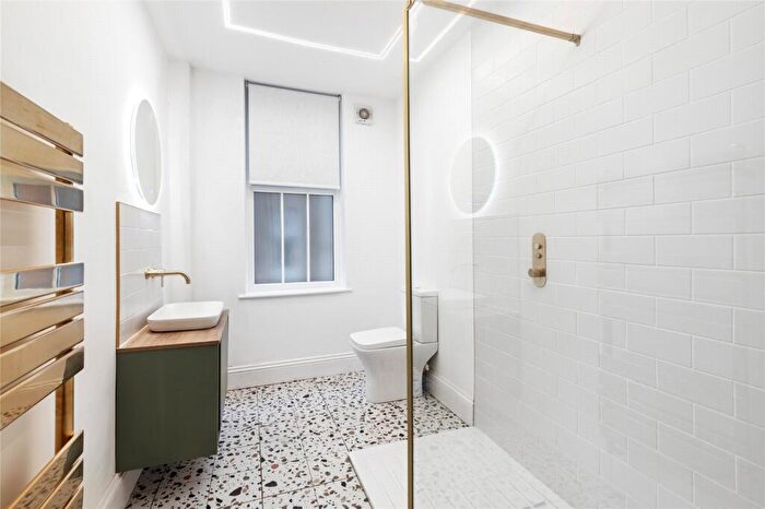 2 Bedroom Apartment To Rent In Sandon Street, Nottingham, Nottinghamshire, NG7