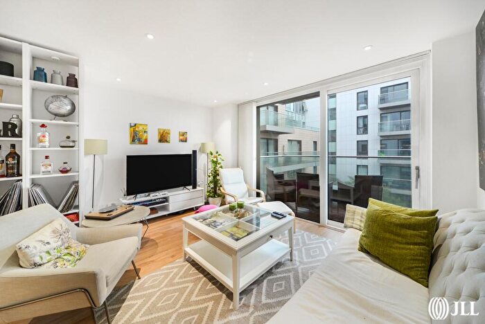 1 Bedroom Apartment For Sale In City View Apartments, Devan Grove, N4