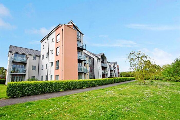 2 Bedroom Apartment To Rent In Kittiwake Drive, Portishead, Bristol, BS20