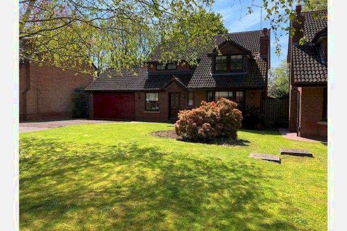 4 Bedroom Detached House To Rent In Strutt Close, Edgbaston, Birmingham, B15