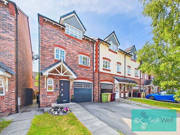 3 Bedroom Semi Detached House For Sale In Settle Street, Little Lever, Bolton, BL3