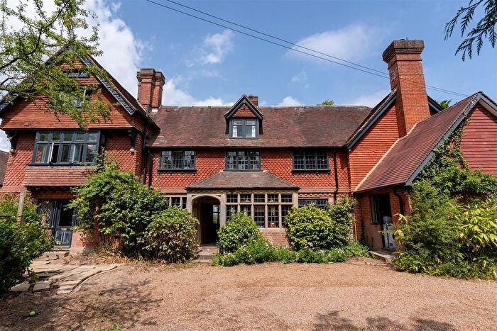 7 Bedroom Property To Rent In Plawhatch Lane, Sharpthorne, RH19