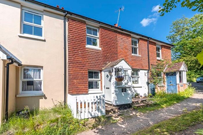 2 Bedroom Cottage For Sale In Station Hill, Wadhurst, TN5