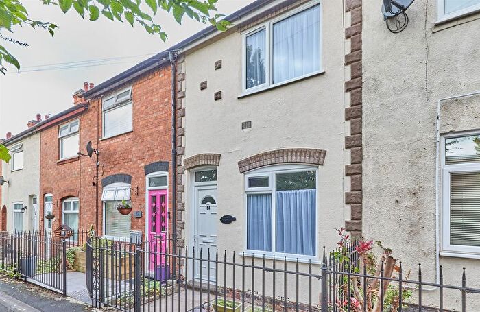 2 Bedroom Property To Rent In Dares Walk, Hinckley, LE10