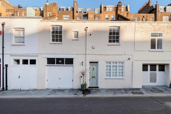 3 Bedroom Mews To Rent In Devonshire Mews West, London, W1G