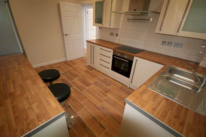 2 Bedroom Flat To Rent In Perwell Court, Alexandra Avenue, Harrow, HA2