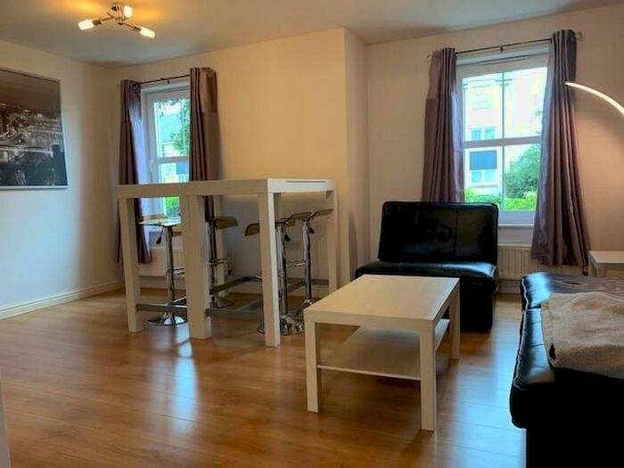 2 Bedroom Flat To Rent In Burnbrae Road, Bonnyrigg, EH19