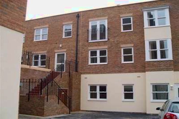2 Bedroom Flat To Rent In Dormans Yard, Ramsgate, CT11