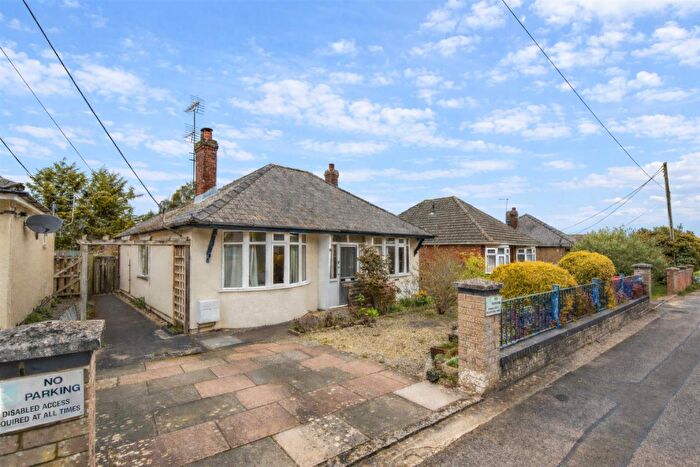 2 Bedroom Detached Bungalow For Sale In New Road, Dursley, GL11