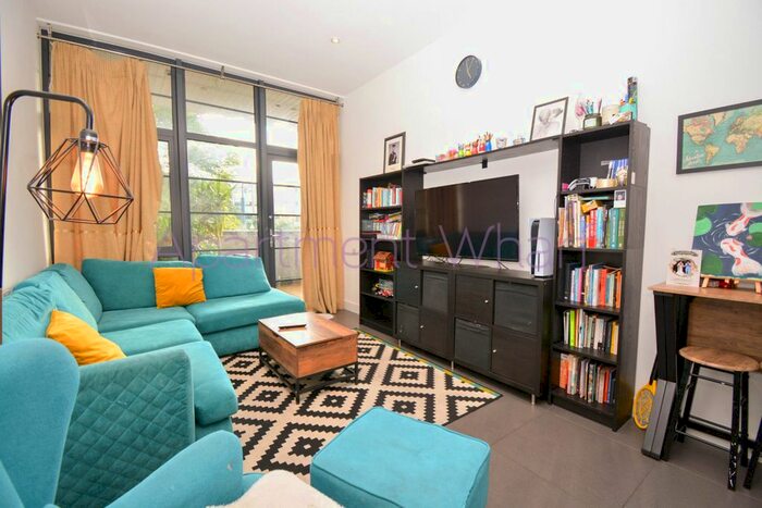 2 Bedroom Flat To Rent In -Bedroom Apartment, Wick Tower, Powis Street, Woolwich, SE18