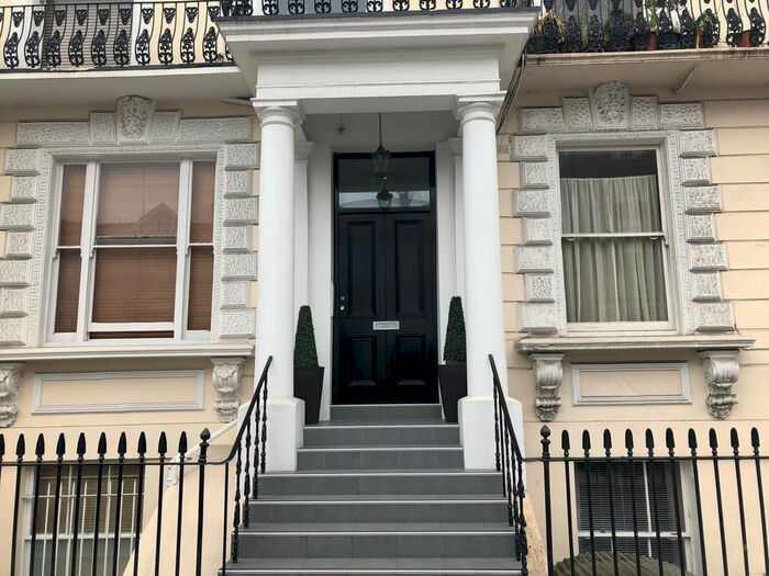 Studio To Rent In Kensington Park Road, London W11