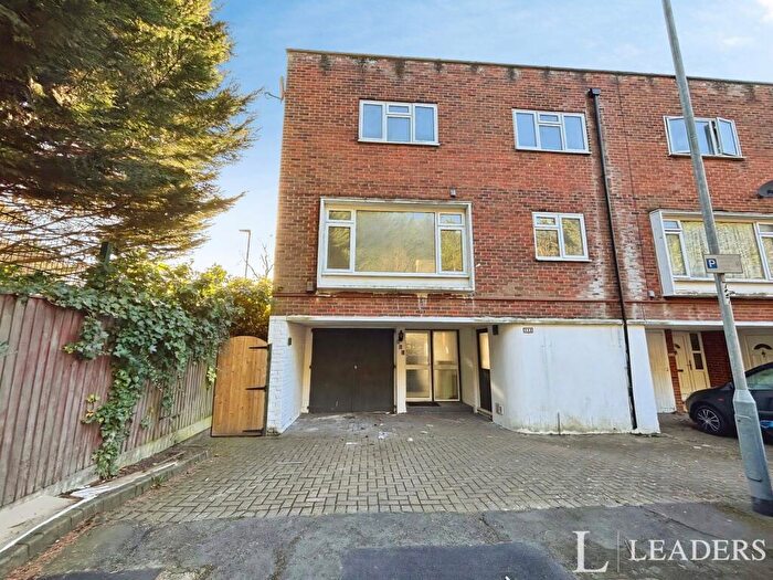 5 Bedroom House To Rent In The Hides, Harlow, CM20