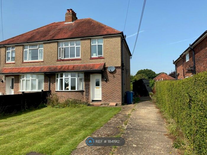 3 Bedroom Semi-Detached House To Rent In Stocking Lane, Naphill, HP14