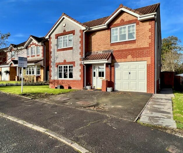 4 Bedroom Detached House For Sale In Loanfoot Gardens, Braidwood, Carluke, ML8