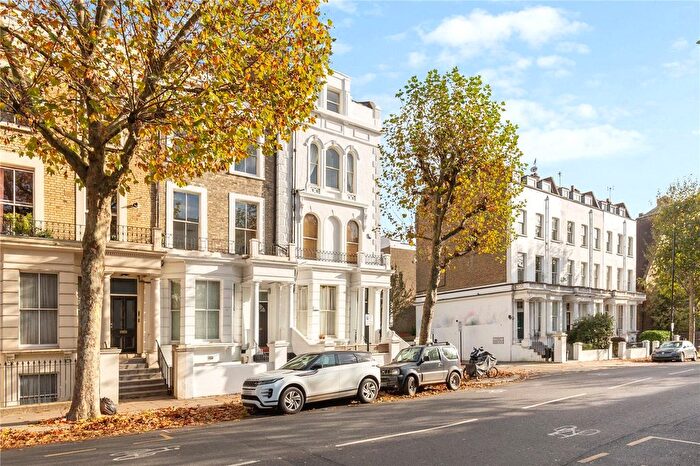 1 Bedroom Flat To Rent In Ladbroke Grove, Londonoffe, Uk, W10