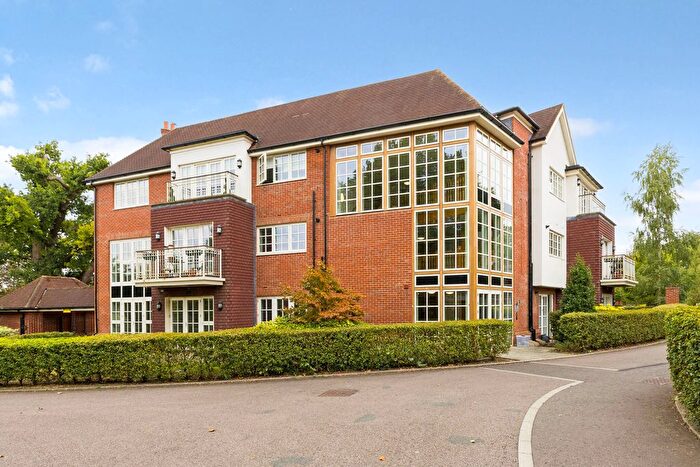 2 Bedroom Flat For Sale In Brayfield Lane, Chalfont St. Giles, HP8