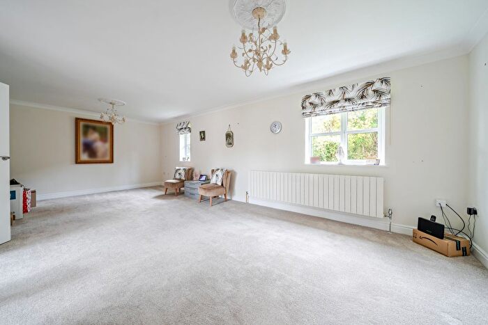 5 Bedroom Detached House For Sale In Highground Lane, Bognor Regis, PO22