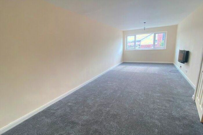 2 Bedroom Property To Rent In Fosdyke Green, Middlesbrough, TS3