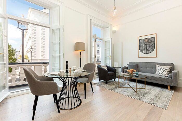 1 Bedroom Flat To Rent In Warwick Square, London, SW1V