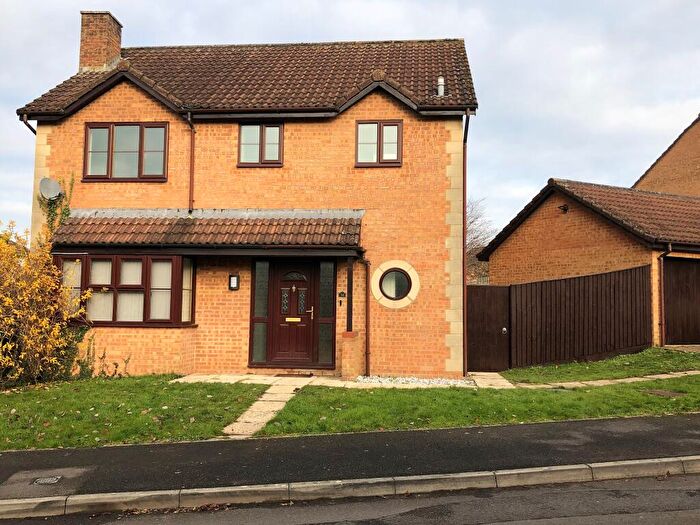 4 Bedroom Detached House To Rent In Stockwell Road, Devizes, SN10