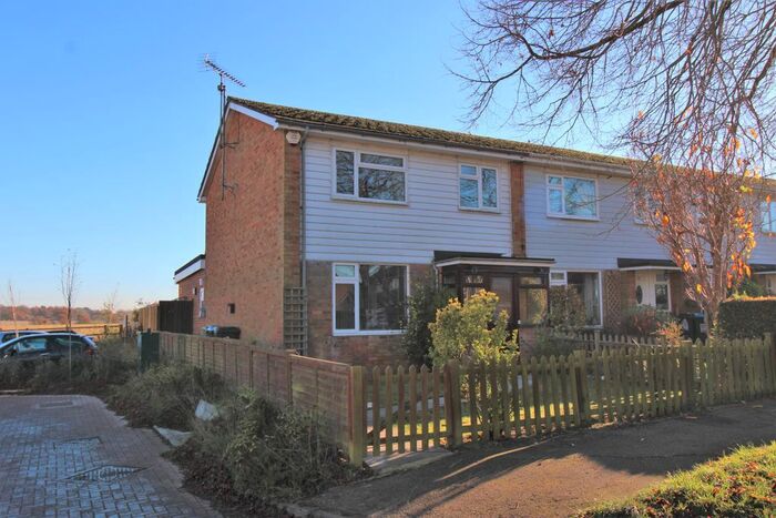 3 Bedroom End Of Terrace House For Sale In West Dene, Gaddesden Row, Hemel Hempstead HP2