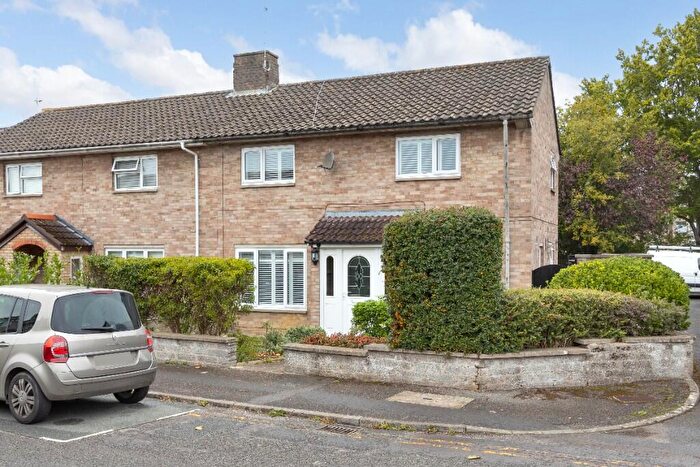 3 Bedroom End Of Terrace House For Sale In Beech Grove, Trowbridge, BA14