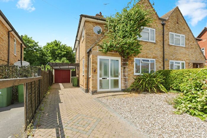 3 Bedroom Semi-detached House For Sale In Cumberwell Drive, Enderby, Leicester, Leicestershire, LE19
