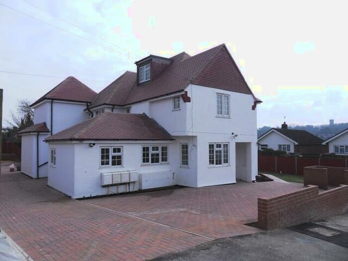 2 Bedroom Apartment To Rent In , Alexander Road, Coulsdon, Surrey, CR5