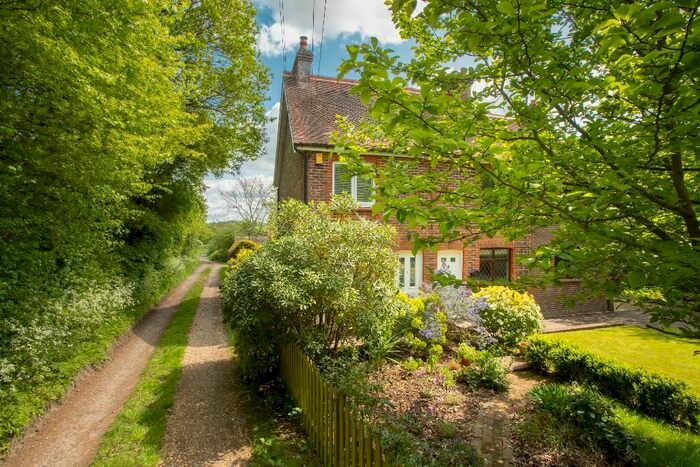3 Bedroom Semi-Detached House For Sale In North Street, Hellingly, Hailsham, East Sussex, BN27