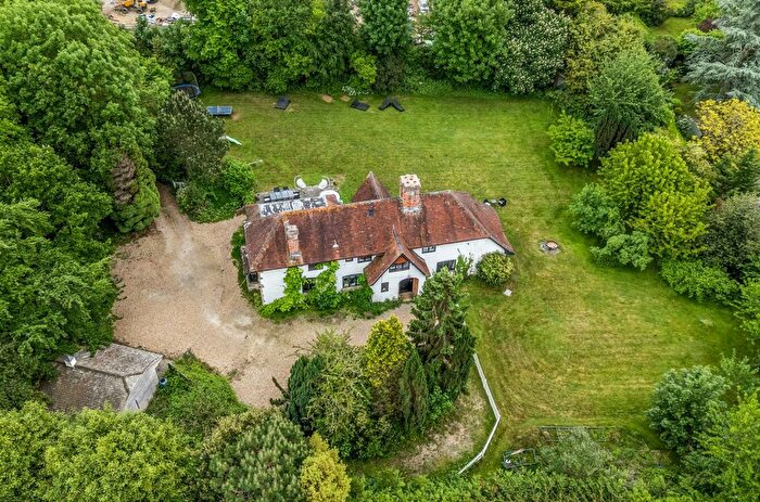 4 Bedroom Detached House For Sale In Old Broyle Road, West Broyle, PO19