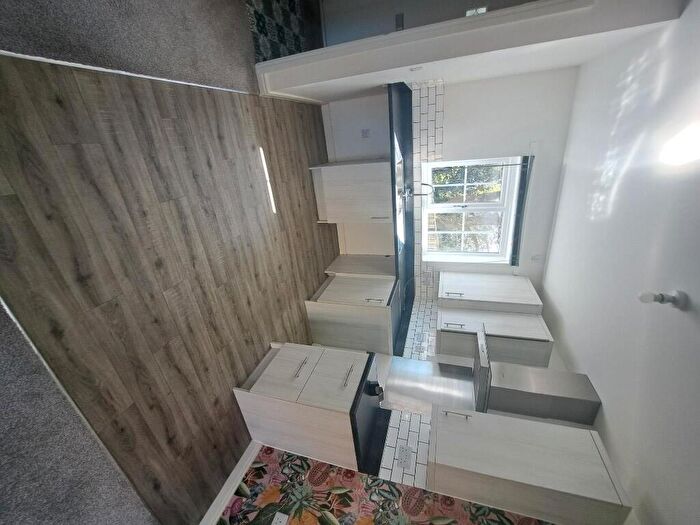 1 Bedroom House To Rent In Gold Crest Way, Leeds, West Yorkshire, LS29