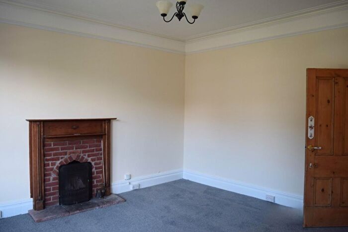 2 Bedroom Flat To Rent In Berrow Road, Burnham On Sea, Somerset, TA8