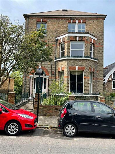 2 Bedroom Flat To Rent In Carleton Road, London, N7