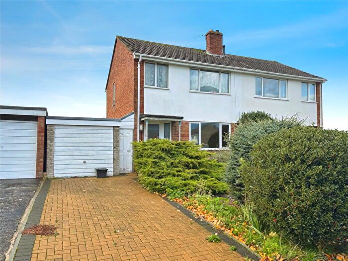3 Bedroom Semi-Detached House For Sale In Chichester Park, Westbury, BA13