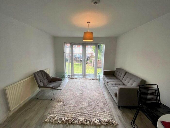 2 Bedroom Apartment To Rent In Ivy Mews, West Didsbury, Manchester, M20