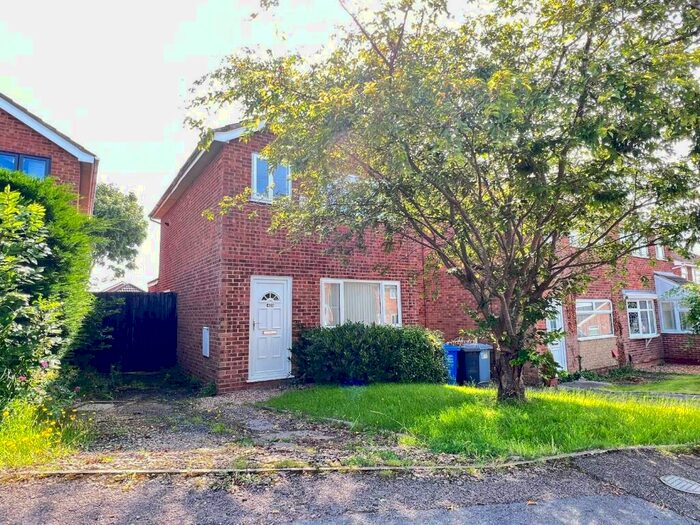 3 Bedroom Detached House To Rent In Kipton Field, Rothwell, Kettering, NN14