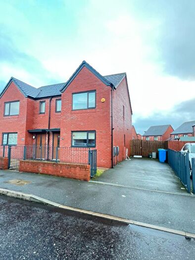 3 Bedroom Semi-Detached House For Sale In Beastow Road, Manchester, M12