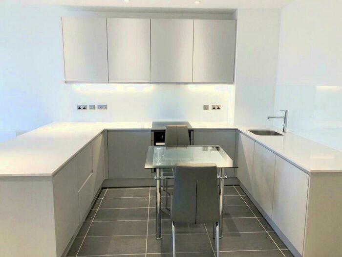 1 Bedroom Flat To Rent In Local Crescent, Manchester, Greater Manchester, M5