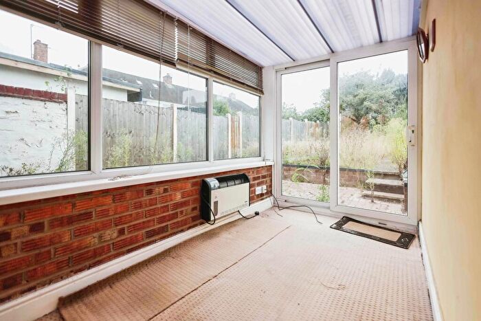 2 Bedroom End Of Terrace House For Sale In Longmeadow Crescent, Birmingham, West Midlands, B34