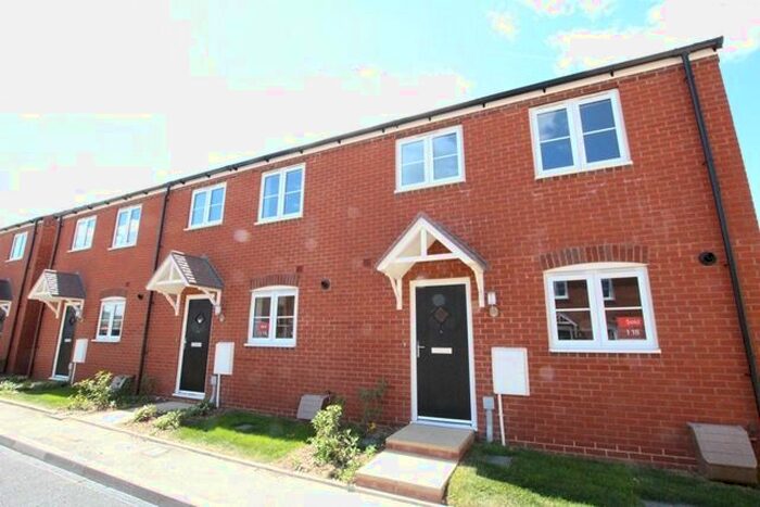 3 Bedroom End Of Terrace House To Rent In Whitstone Rise, Hardwicke, Gloucester, GL2